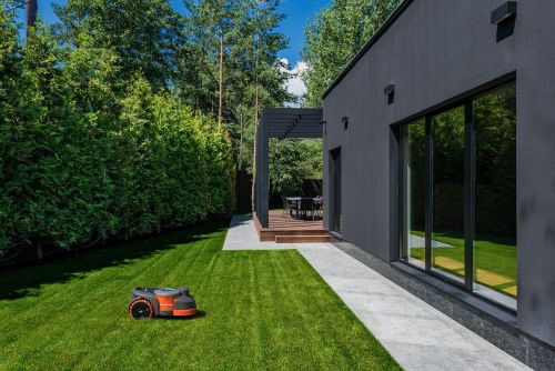 Effizient und makellos gepflegter Rasen